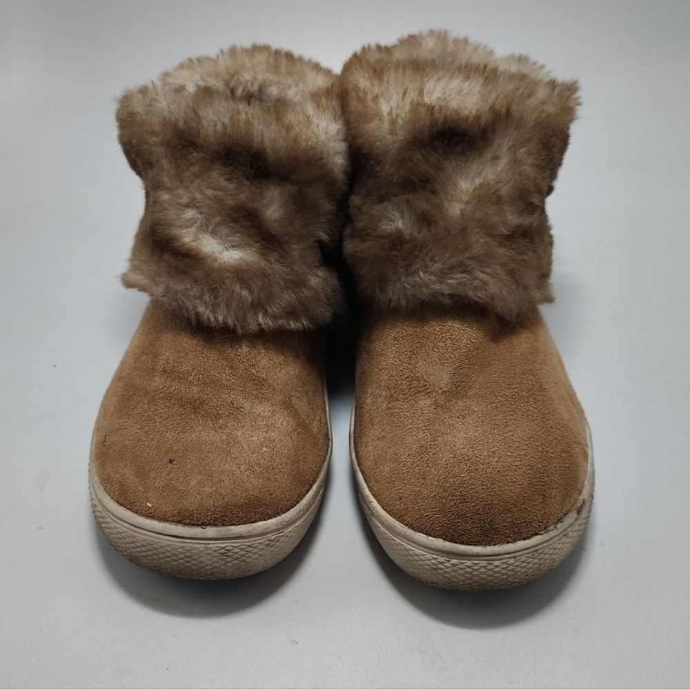 Sugar Tan Kids Slippers with Faux Fur